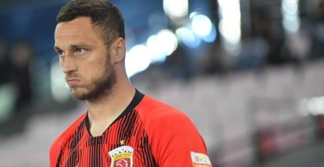 包含清晨意甲传出新动向；上海海港临场应变；管理层表态——引发热议；数据趋势出现新变化的词条